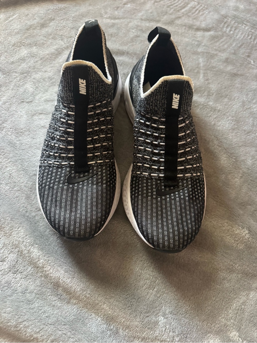 Nike Women’s Slip-On Knit Running Shoes — Black/White